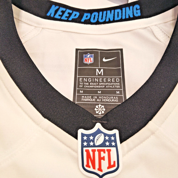 Carolina Panthers Jersey Mens Medium White Nike NFL Football Sports Short Sleeve - Picture 5 of 8